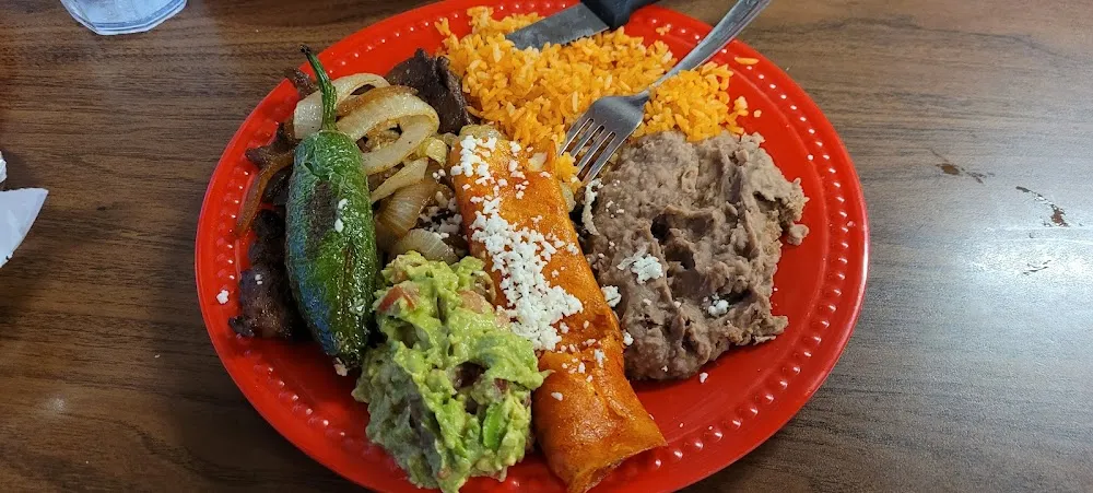 Bistec A La Tampiquena